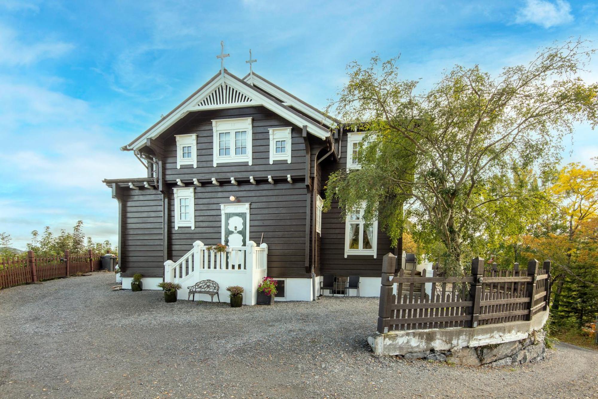 Jervell 2 Bnb Alesund Exterior photo