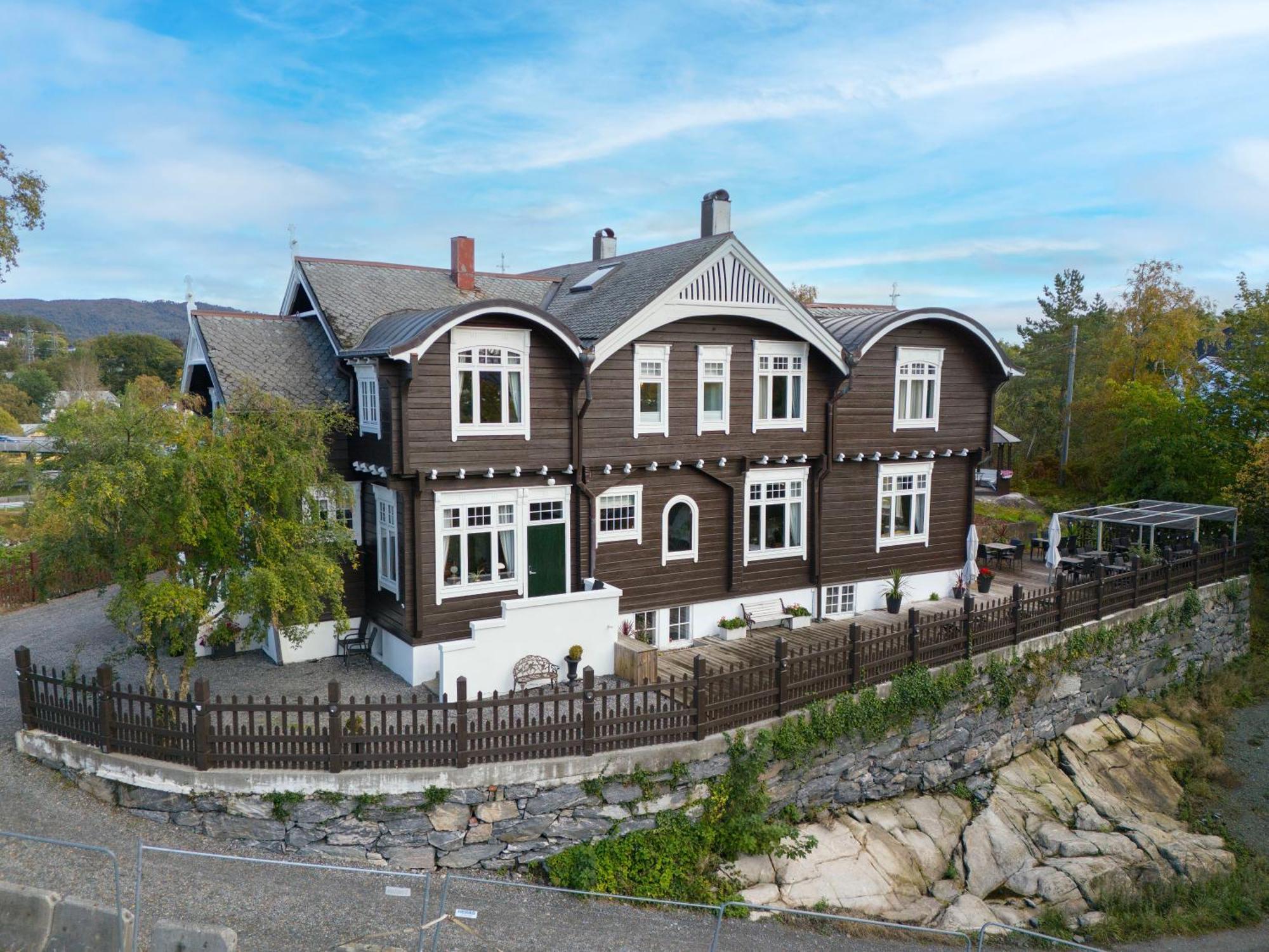Jervell 2 Bnb Alesund Exterior photo
